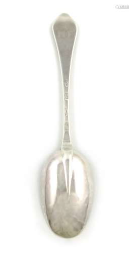 A Queen Anne silver Dog-nose spoon, by Lawrence Coles, London 1709, the oval bowl with a plain rat-