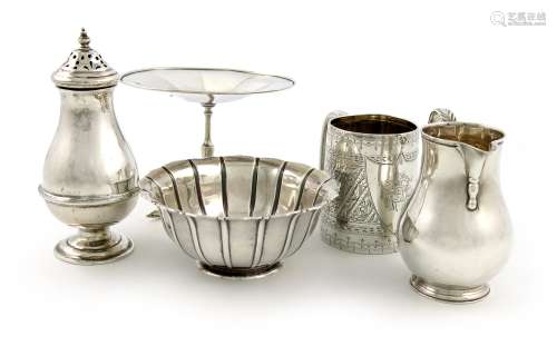 A mixed lot of silver items, comprising: a sparrow-beak cream jug, by The Goldsmiths and