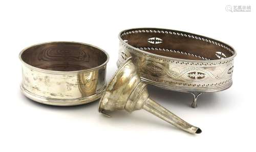 A mixed lot of silver items, comprising: a modern wine funnel, by Mappin and Webb, Birmingham