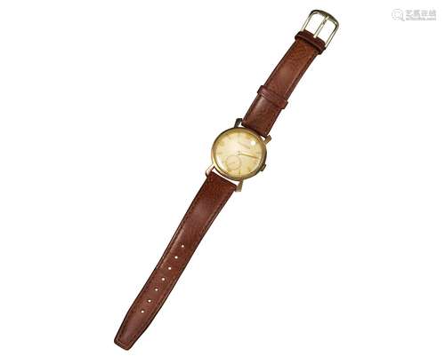 JAEGER LE-COULTRE - a gentleman's 9ct gold wrist watch, discoloured silver dial with gilt baton hour