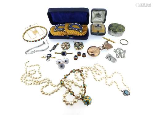 Various items of jewellery, including a gold money clip by Cartier, signed and engraved with