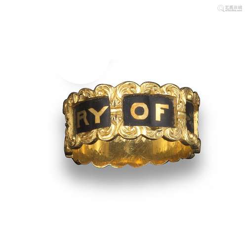 A 19th century gold mourning ring, decorated with black enamel and 'In Memory Of' within scroll