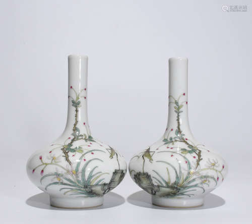 Pair Of Chinese Famille Rose Porcelain Vase