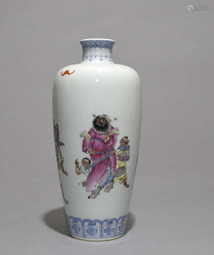 Chinese Famille Rose Porcelain Vase