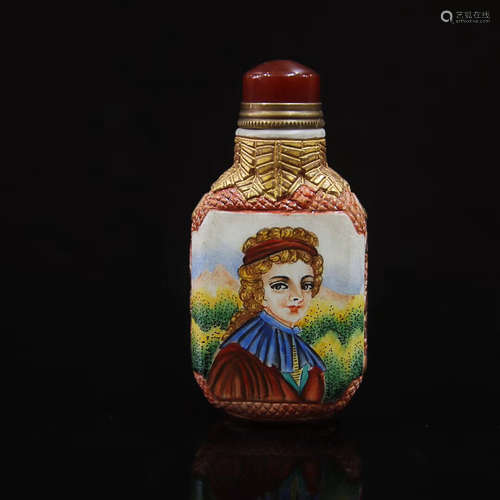 A GLASS SNUFF BOTTLE