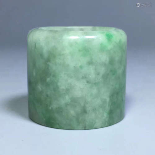 AN OLD JADEITE THUMB RING