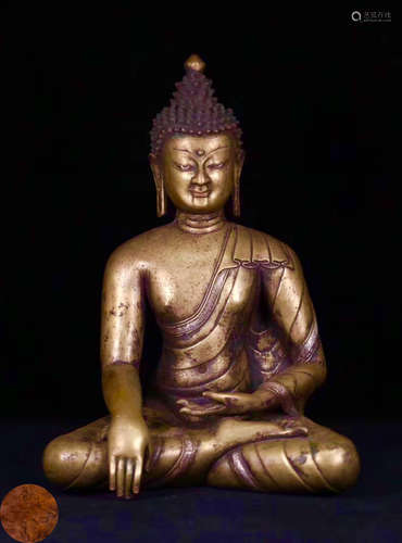 A TIBETAN BRONZE SAKYAMUNI FIGURE