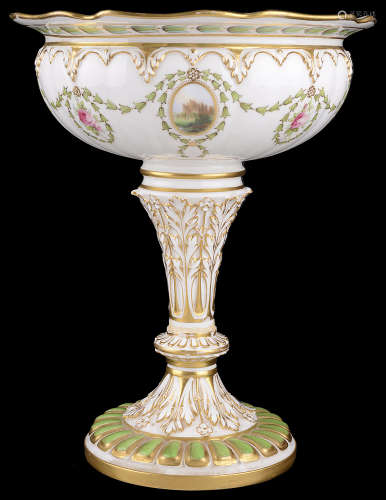 A Royal Worcester pedestal bowl, circa 1910