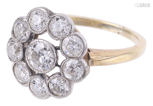 An attractive Edwardian diamond set 'daisy' cluster ring