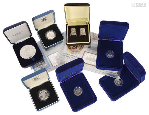 A collection of UK & Isle of Man silver coinage(22)