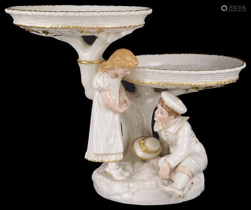 A Royal Worcester table centrepiece/comport