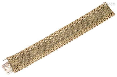 An impressive 'Kutchinsky' 18ct gold articulated bracelet, signed