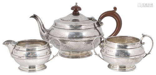 A George V silver batchelor tea service, hallmarked Birmingham 1934(3)