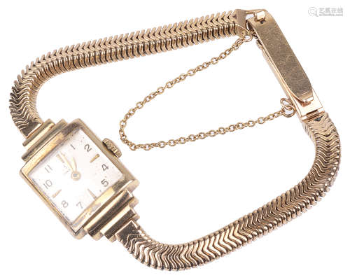 A 9ct gold Omega ladies wristwatch with 9ct chain link bracelet