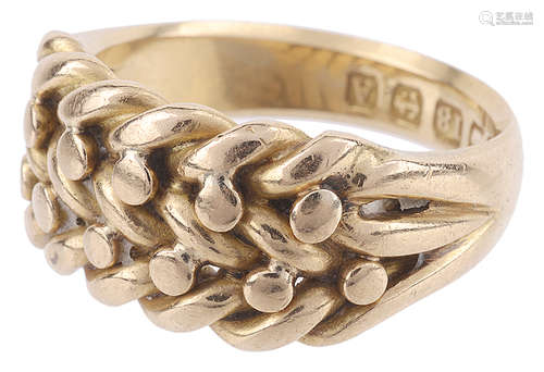 An 18ct gold 'plaited' ring, Birmingham 1925