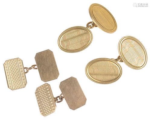 Edwardian 18ct gold cufflinks and another pair of gold cufflinks(2)