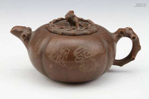 [CHINESE] JIN DING SHANG BIAO MARKED YIXING CLAYED TEAPOT L:8