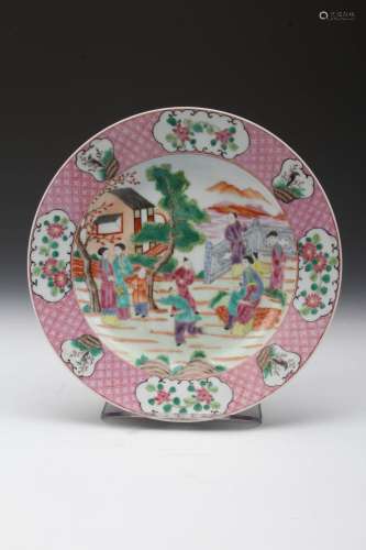 [CHINESE]QING DYNASTY STYLED FAMILLE ROSE PORCELAIN PLATE PAINTED WITH FIGURES PATTERN W:9
