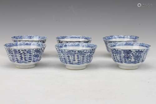 [CHINESE]A SET OF KANG XI NIAN ZHI MARKED BLUE AND WHITE PORCELAIN TEA SETS PAINTED WITH BRANCHES(TOTAL 6 ITEMS) L:3.2