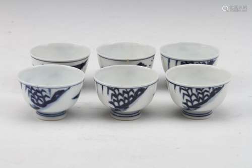 [CHINESE]A SET OF QING DYNASTY STYLED BLUE AND WHITE TEA CUPS(TOTAL 6 ITEMS)L:2.5