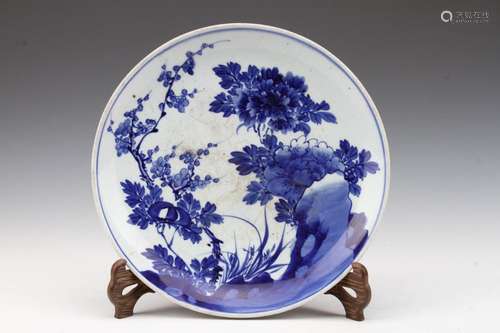 [CHINESE]MING STYLED BLUE AND WHITE FLOWER PATTERN PORCELAIN PLATE L:13.75