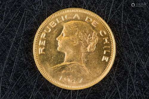 Moneda de oro de 100 pesos/10 cóndores chilenos. P