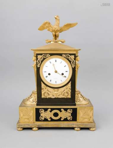 Mantel clock in Empire style, France 19th c., ormolu and burnished, with Eg