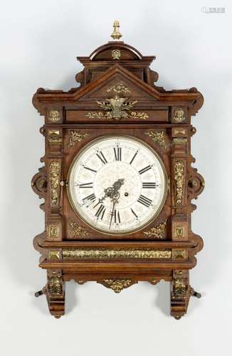 Lenzkirch wall clock, late 19th c., walnutwood case, brass mounts, glass, s