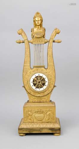 Pendulum clock with lyre-shaped and ormolu case, Empire style, France 1st h