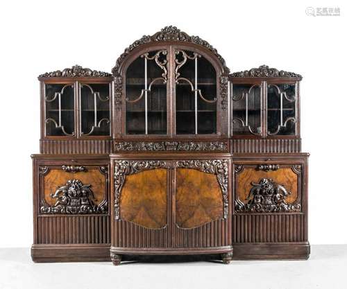 Buffet, Eiche massiv und furniert, Neo-Renaissance, um 1920, Sockelzargenfu