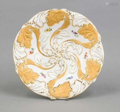 Pompous plate, Meissen, stamp after 1934, 1st quality, relief surface with
