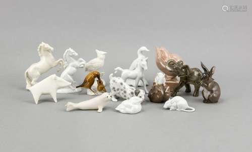 Fifteen animal figures, various manufactories, mouse on chestnut and rabbit