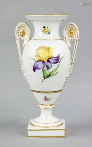 Vase, Potschappel, Dresden, 20th century, ovoid body with raised rosette ha