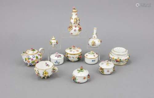 Ten trim pieces, Meissen, stamps 1850-1924, 1. and 2. choice, outer wall se
