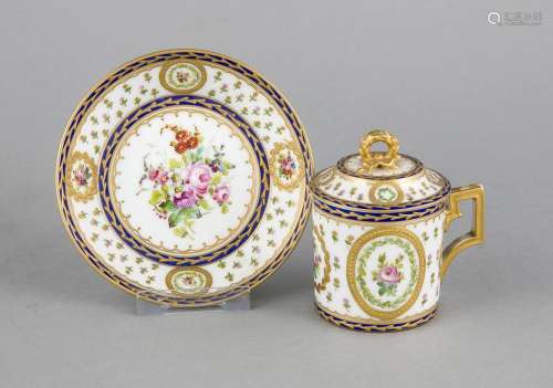 Lid cup with saucer, France 19th cent., Sevres imitation stamp, Empire shap