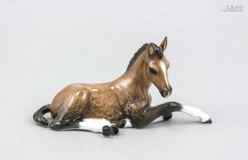 Lying horse, Rosenthal, mark after 1957, design Maison in 1923, naturalisti