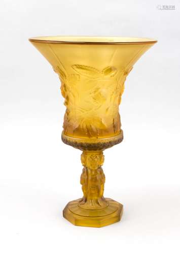 Vase on a base, 20th century, 8-cornered base, figurative shaft, top with s