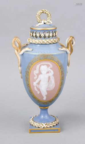 Seltene Potpourri-Vase, Meissen, Marke 1850-1924, 1. W., Balusterform im St