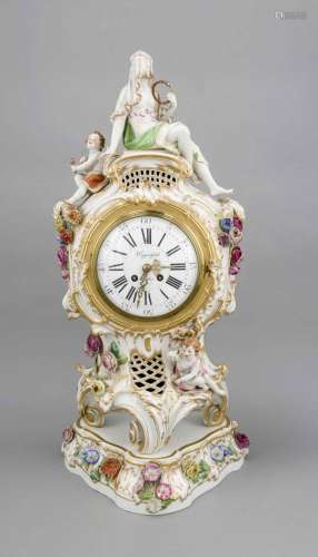 Mantel Clock, KPM Berlin, 1962-92, 1st choice, painter's mark, splendid fig