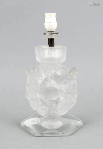 Tischlampe, Frankreich, 2. H. 20. Jh., Lalique, 6-eckiger Stand, Korpus in