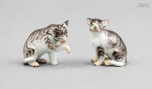 2 miniature figures, Meissen, 20th century, 1st choice, two sitting cats wi