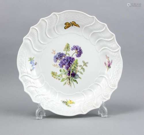 Large bowl, Meissen, mark 1850-1924, 2nd quality, form Neubrandenstein, pol