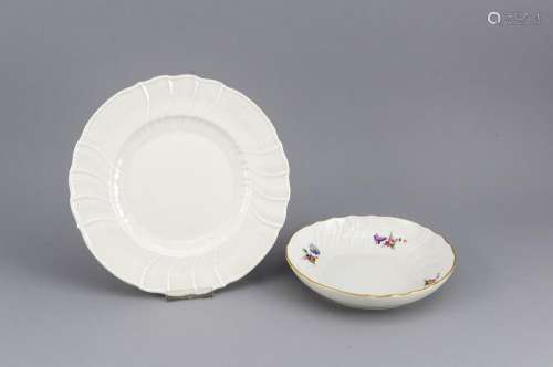 Two plates, KPM Berlin, form Neuosier, round bowl, mark 1962-1992, 1st qual