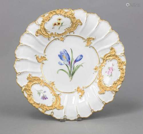 Plates, Meissen, brand 1924-34, 1st choice, polychrome flower painting in t