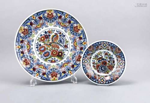 Set of wall plates, 2 pcs., Delft, Holland, 20th century, ceramic, polychro