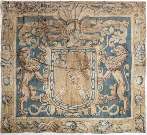 Tapestry, Flemish, 18./19. Century, from two lions flanked coat of arms/shi