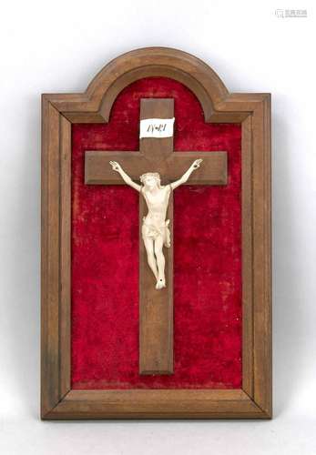 Ivory Crucifix, 19th cent., Latin cross, three-nail type, in front of dark