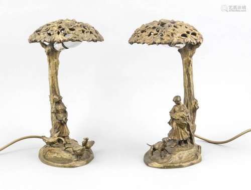 Paar Jugendstil Tischlampen, wohl Wien um 1900, patinierte Bronze, 1-flg. (