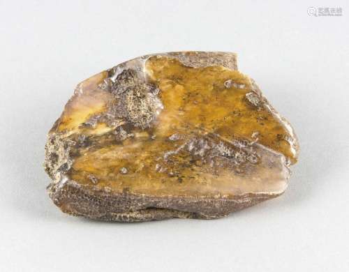 Amber chunks, L. 10 cm, weight approx. 127.3 g