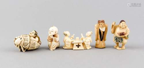 5 Netsuke, Japan, 5 x Bein, bis 5 cm